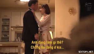 Quan hệ tay ba trong bếp với bà mẹ kế tóc vàng nóng bỏng! Mẹ kế của tôi không thể cưỡng lại được những tưởng tượng tình dục của tôi